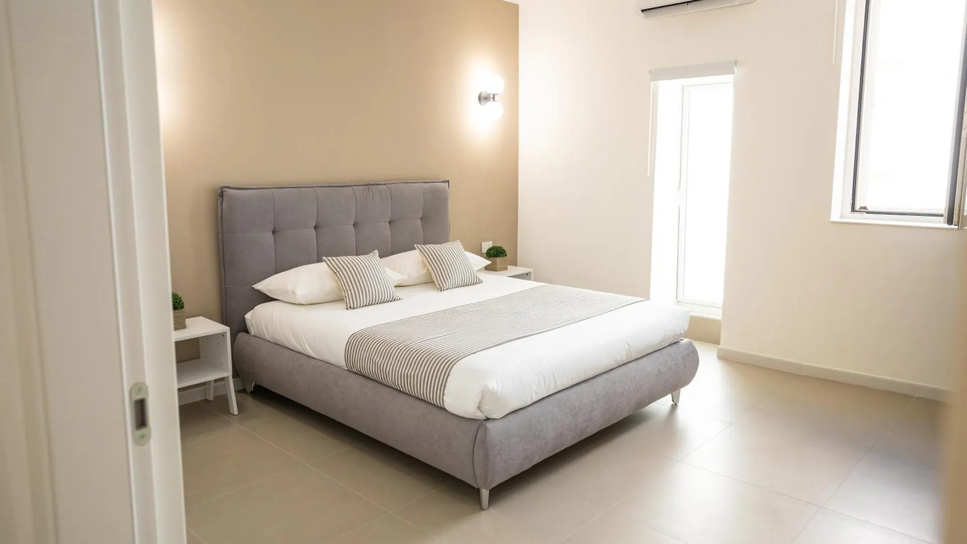 Apartament Dalmazia 38 Bari