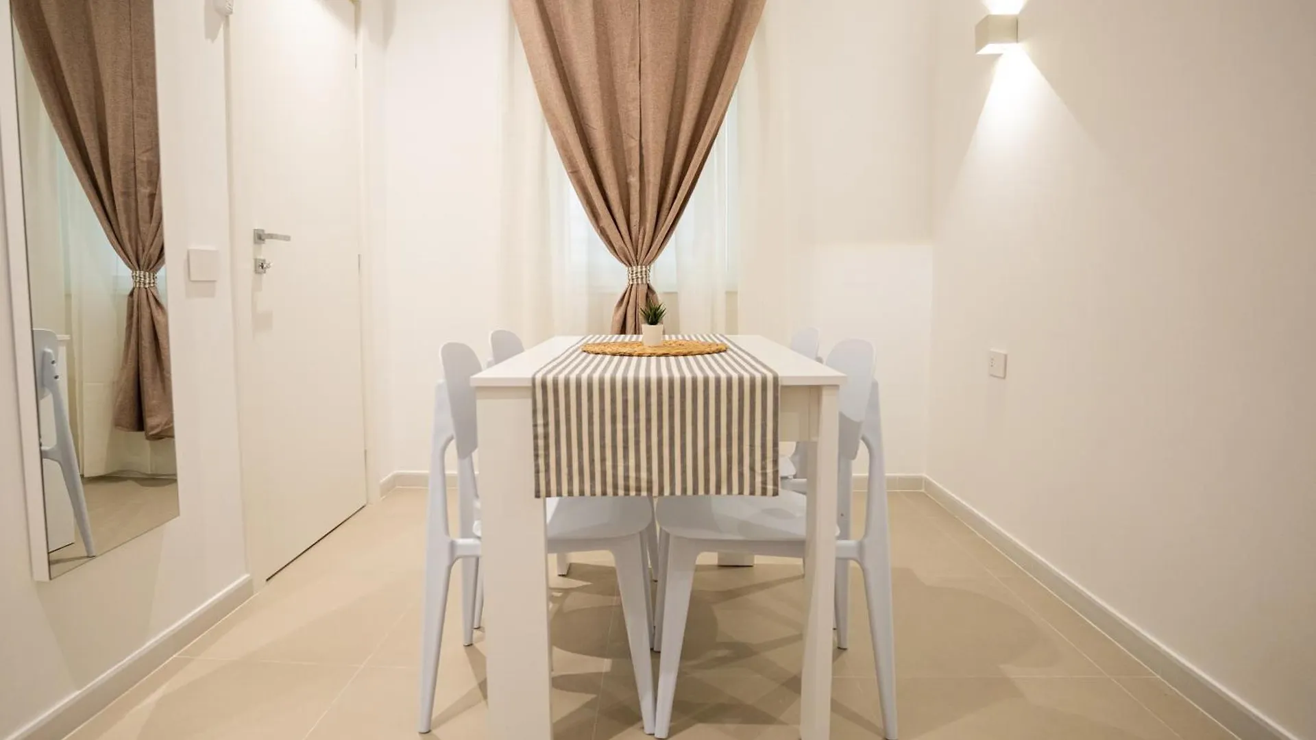 Apartament Dalmazia 38 Bari